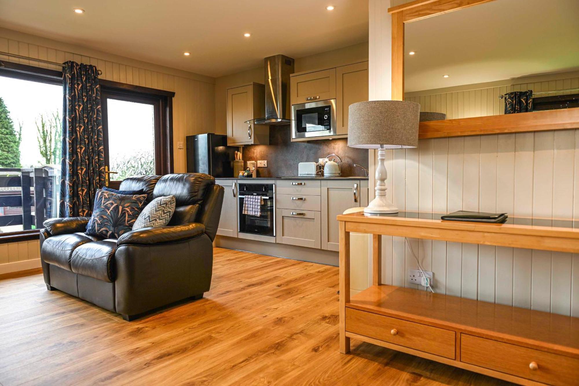 Bluebell Lodge 24 With Hot Tub Newton Stewart Exterior photo