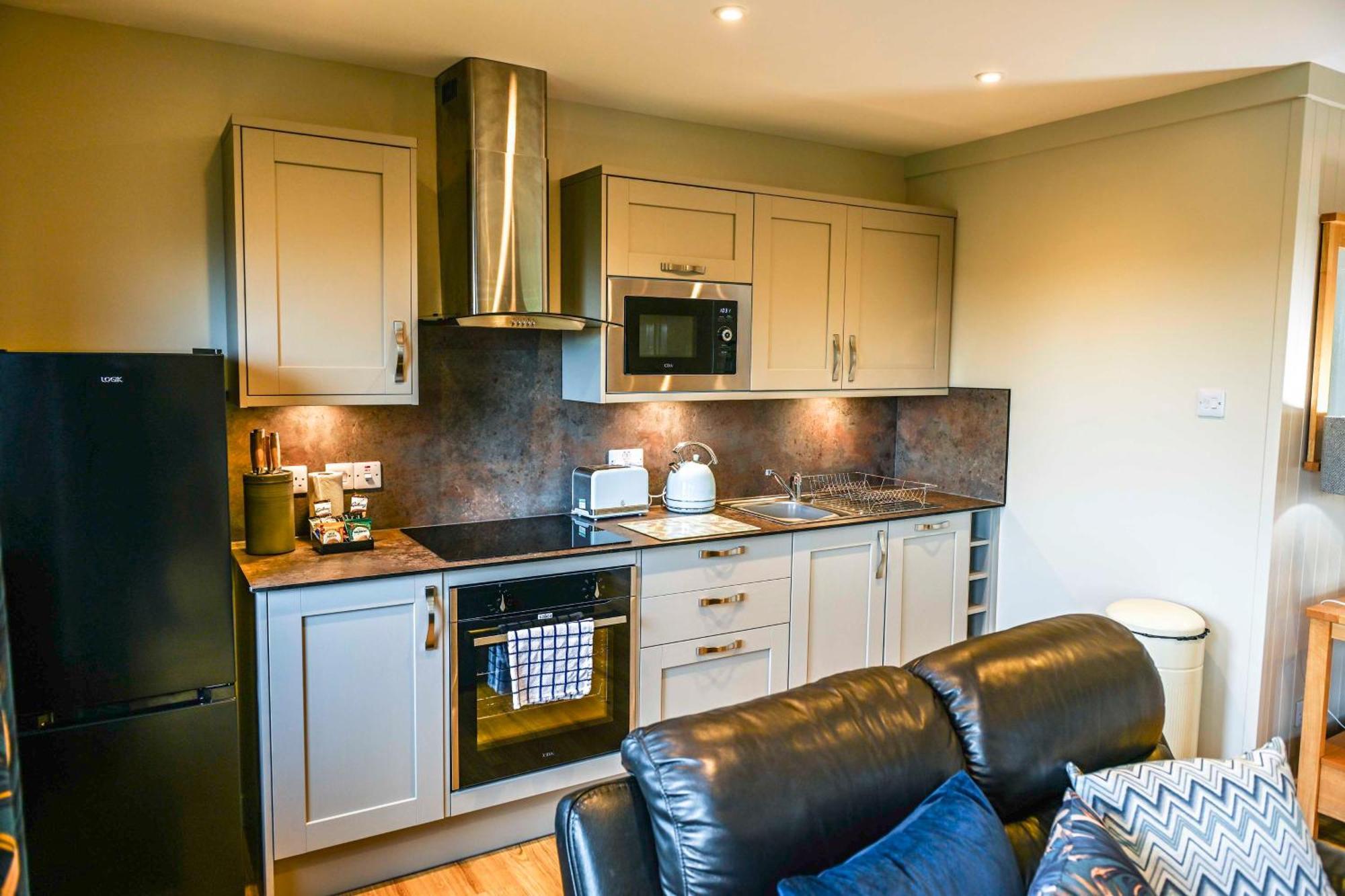 Bluebell Lodge 24 With Hot Tub Newton Stewart Exterior photo